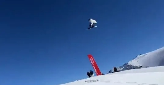 圖片來源：新體育網(wǎng)視頻截圖。