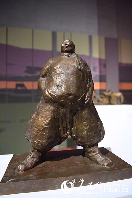 吳為山作品《大草原》。人民網記者富麗娟攝