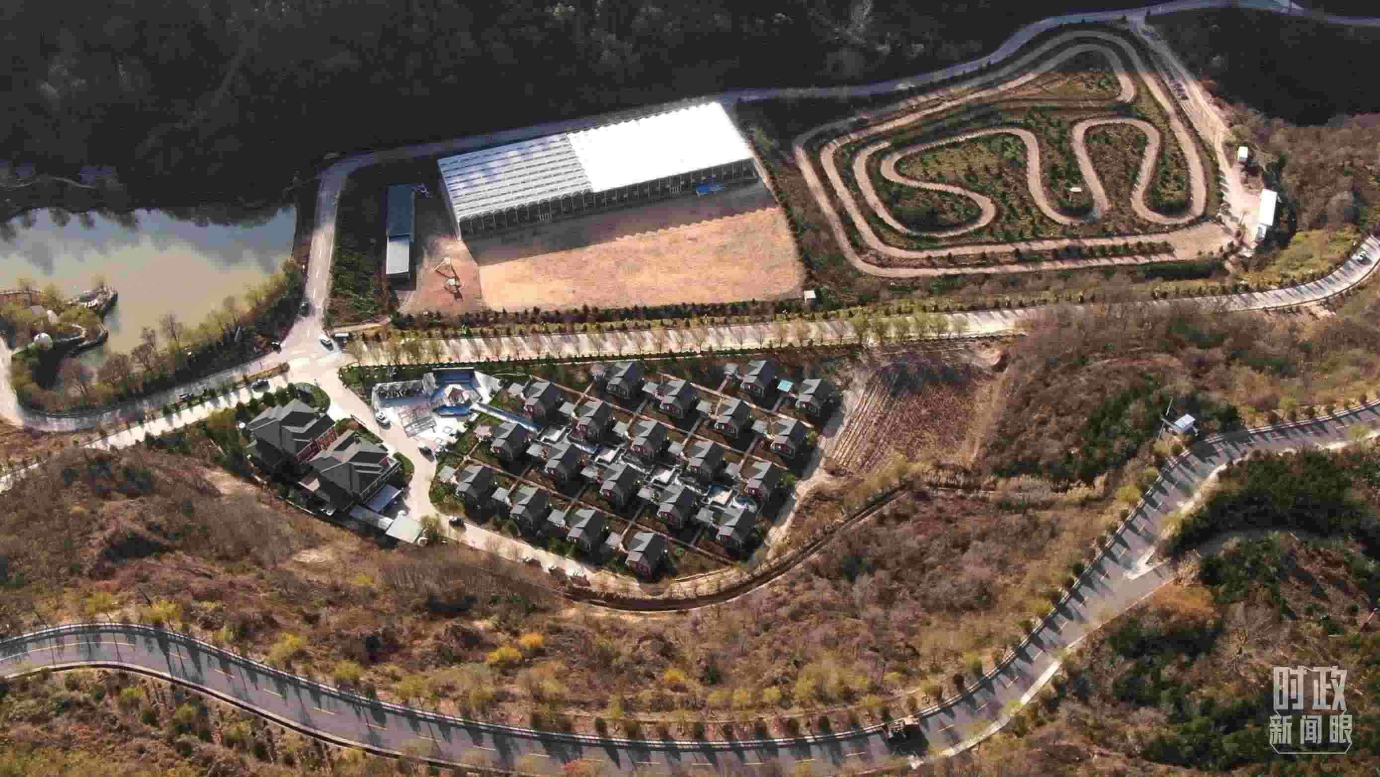 △延安市安塞區(qū)高橋鎮(zhèn)南溝村。2022年10月，總書記曾到這里考察調(diào)研。（總臺記者劉海濤、錢金庫拍攝）