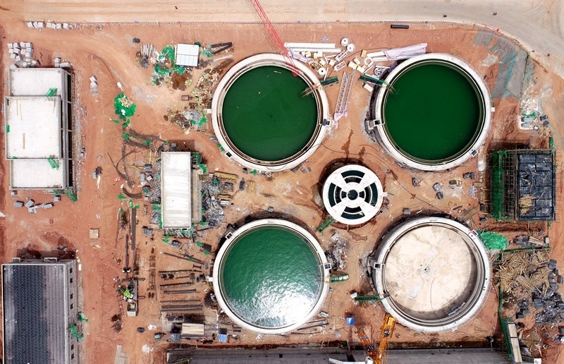 污水處理廠及水資源再生利用項(xiàng)目沉淀池。受訪者供圖