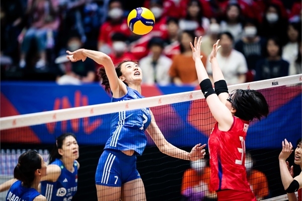 王媛媛扣球。圖片來(lái)源：國(guó)際排聯(lián)