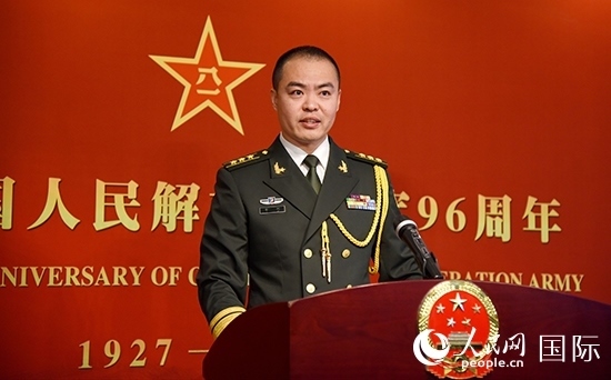 中國駐瑞典大使館李珂副武官致辭。人民網(wǎng)記者 殷淼攝