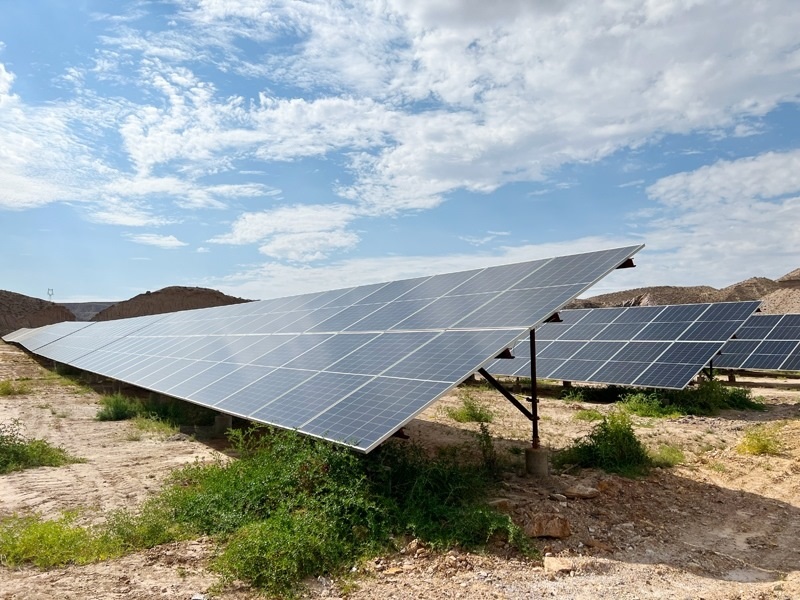 甘肅白銀深部銅礦廢石場100兆瓦光伏發(fā)電項(xiàng)目。受訪者供圖