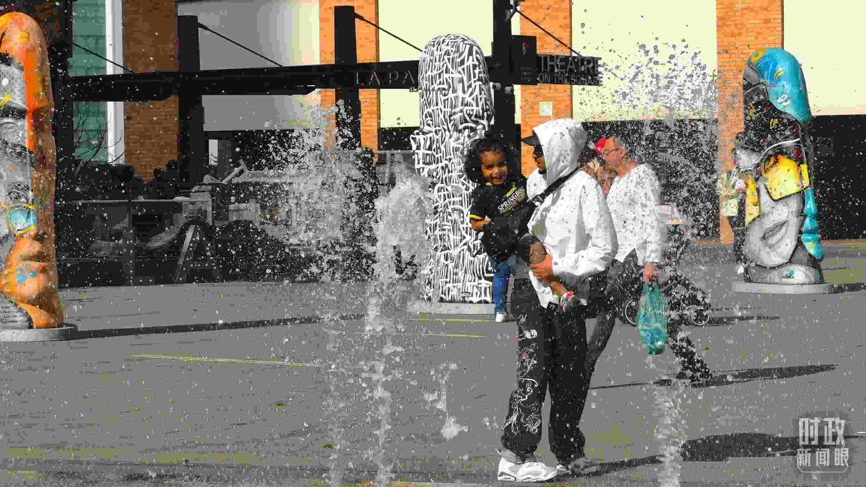 △約翰內(nèi)斯堡街頭。（總臺央視記者韓銳拍攝）