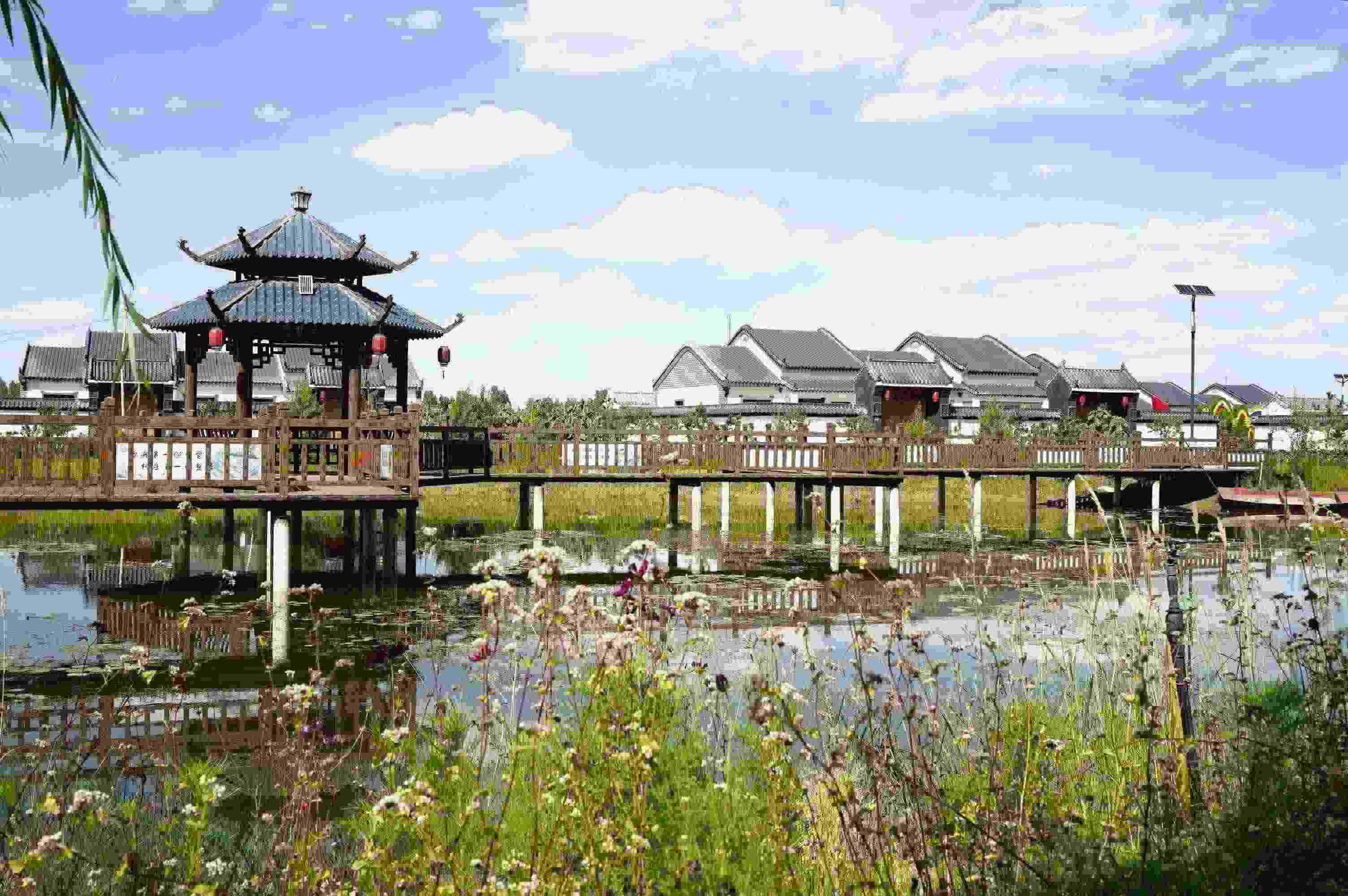 黃家堡村，筑夢(mèng)新居。張文博攝