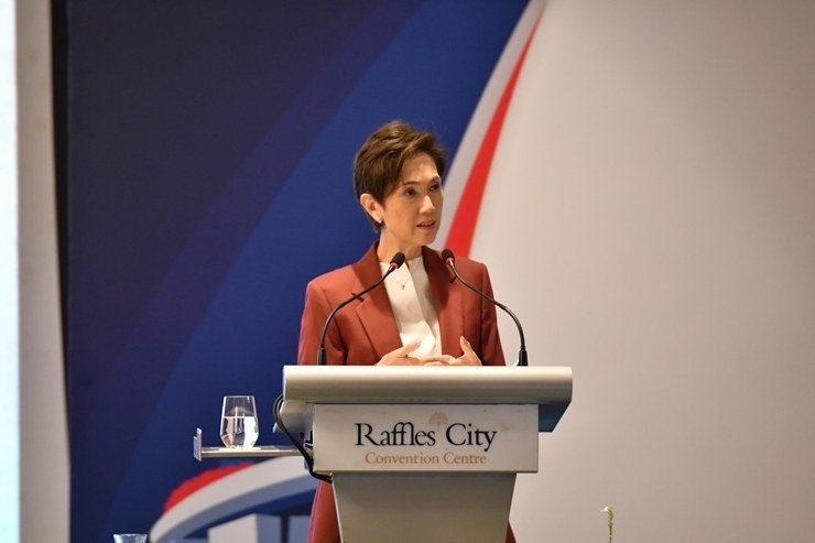 新加坡通訊及新聞部長兼內(nèi)政部第二部長楊莉明。新加坡南洋理工大學供圖