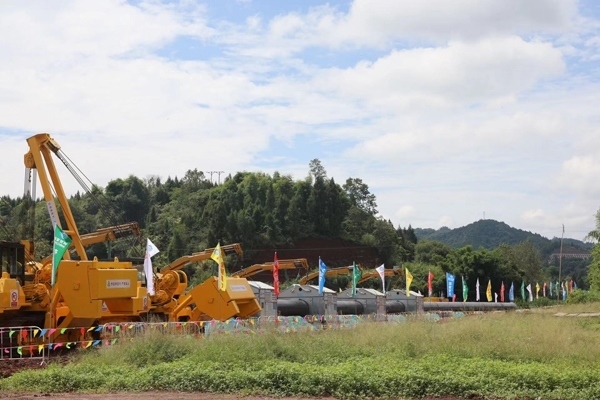 川氣東送二線天然氣管道工程施工現(xiàn)場(chǎng)。受訪者供圖