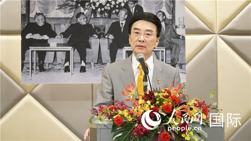 在日中國企業(yè)協(xié)會(huì)會(huì)長(zhǎng)王家馴致祝酒詞。人民網(wǎng) 蔣曉辰攝