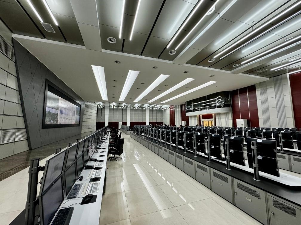 近日拍攝的公司管控中心。新華社記者 胡晨歡 攝