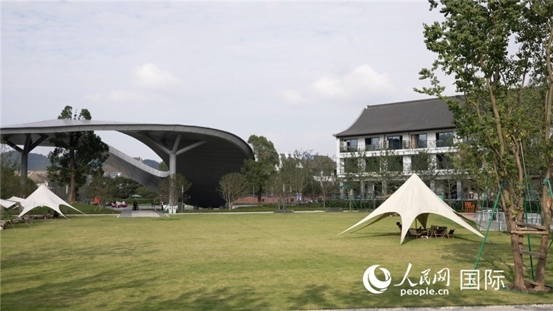 安吉露營地。人民網(wǎng) 彭昱凱攝