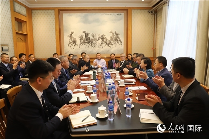3.2023年10月30日，中國駐蒙使館座談會現(xiàn)場。人民網(wǎng)記者 霍文攝