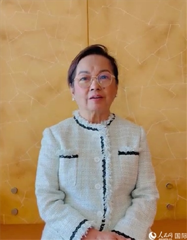 菲律賓前總統(tǒng)阿羅約通過(guò)視頻發(fā)表致辭。人民網(wǎng)記者樊帆 攝