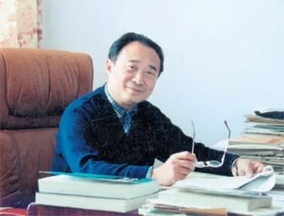 中年時(shí)的鐘萬(wàn)勰。大連理工大學(xué)供圖