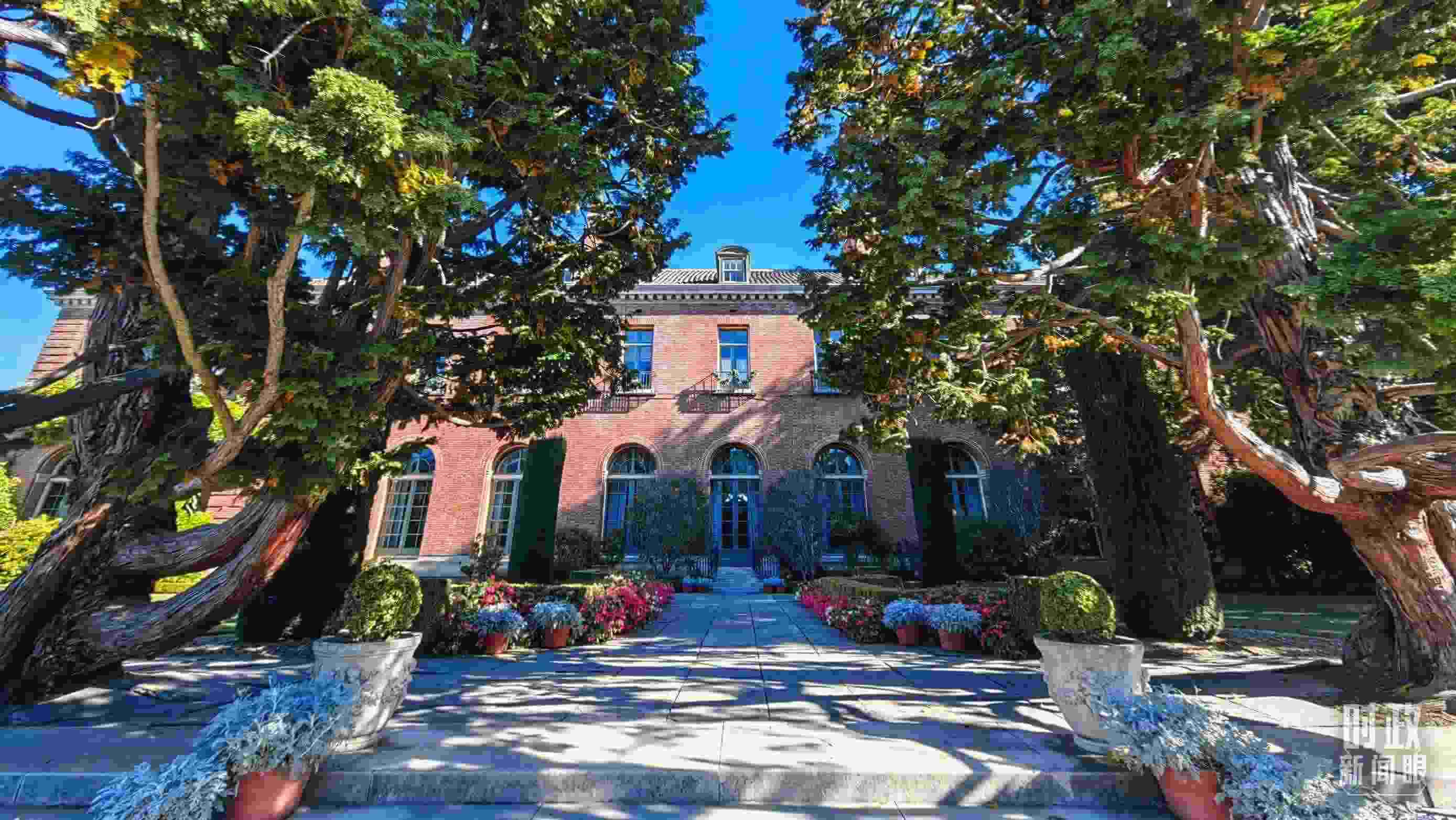 中美元首會晤在斐洛里莊園舉行。（總臺央視記者張曉鵬拍攝）