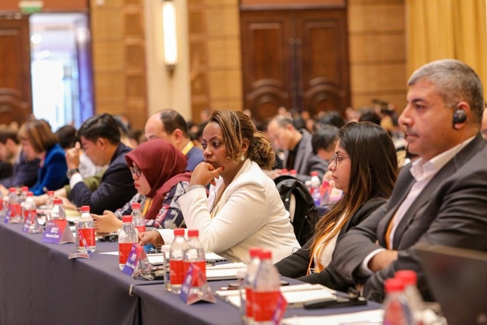 11月24日，論壇嘉賓在聆聽演講。新華社記者 辛夢晨 攝