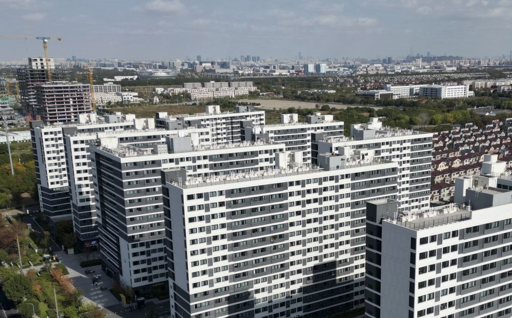 社區(qū)外景（無人機(jī)照片）。