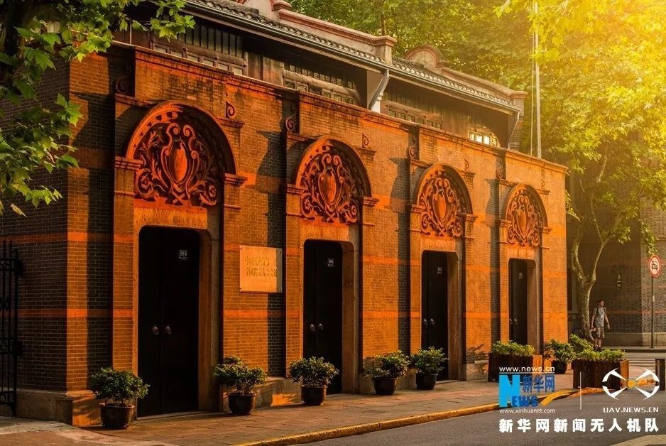 晨曦下的中共一大會址紀念館。新華網(wǎng) 吳愷 攝