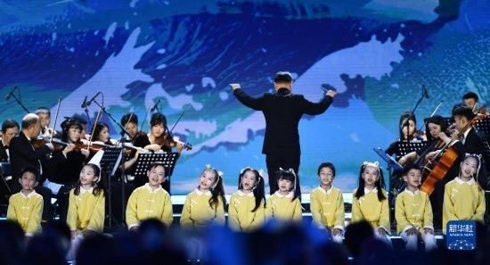 12月16日拍攝的第五屆海南島國際電影節(jié)開幕式現(xiàn)場。