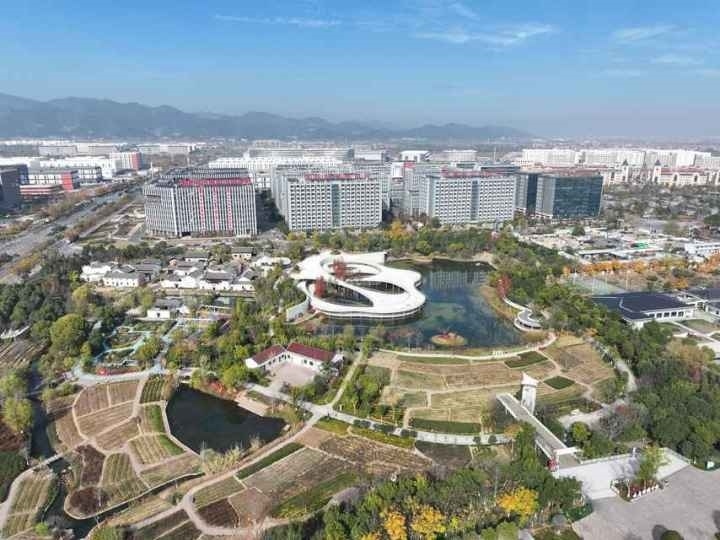 有機更新后的義烏城西街道橫塘村俯瞰圖。義烏城西街道供圖