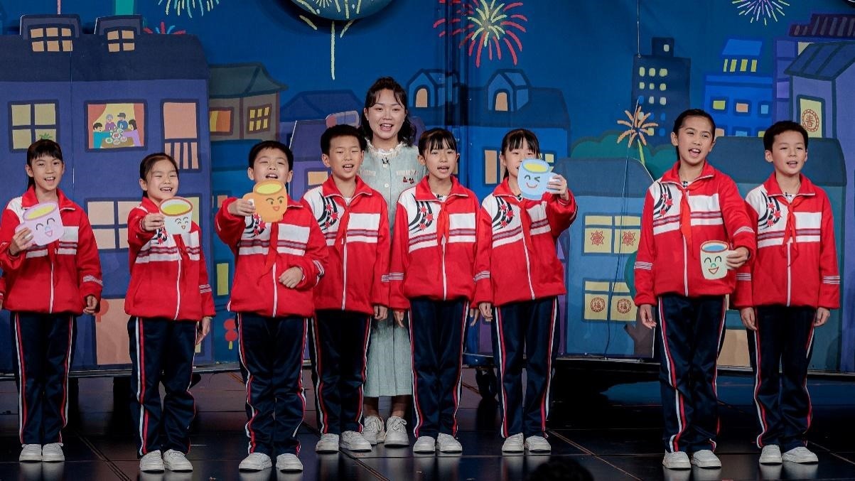 湖南省懷化市會(huì)同縣粟裕希望小學(xué)田野詩(shī)班彩排現(xiàn)場(chǎng)。主辦方供圖