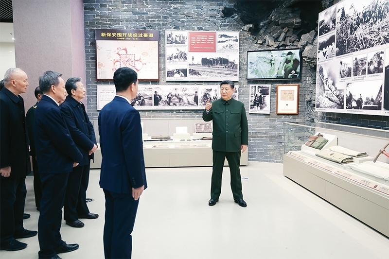 2024年2月1日至2日，中共中央總書記、國家主席、中央軍委主席習(xí)近平來到天津，看望慰問基層干部群眾。這是2日上午，習(xí)近平在平津戰(zhàn)役紀念館考察。 新華社記者 鞠鵬/攝