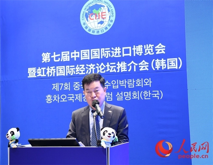 韓國貿(mào)易協(xié)會專務(wù)理事金高鉉發(fā)言。 人民網(wǎng) 程安康攝