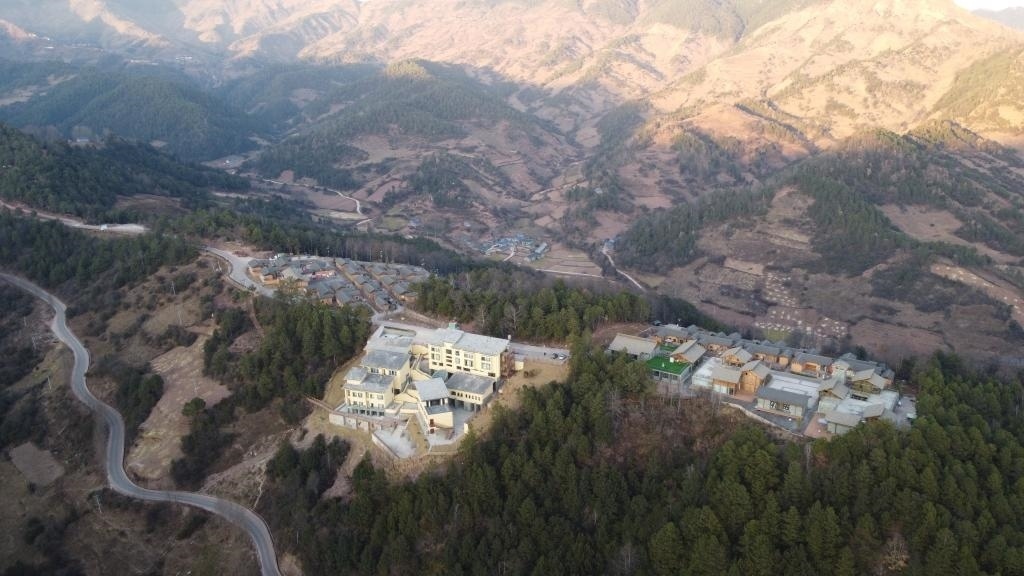 三河村全景（無人機(jī)照片）。新華社記者 尹恒 攝