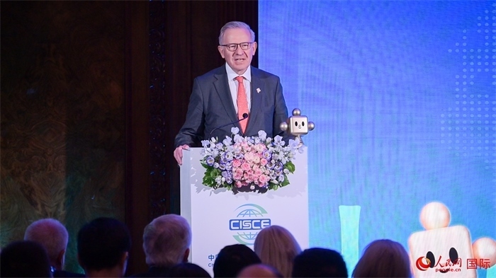 英中貿(mào)易協(xié)會(huì)主席古沛勤爵士致辭。人民網(wǎng) 郭錦標(biāo)攝