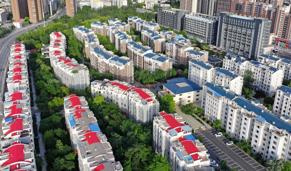 6月19日拍攝的長城花園社區(qū)（無人機照片）。