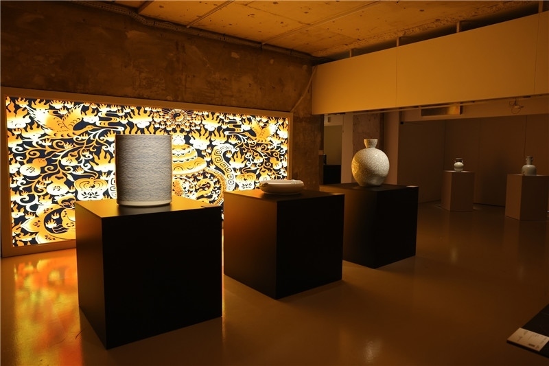 《新生萬物-中國非遺與當代設計展》展廳。陽光媒體集團供圖