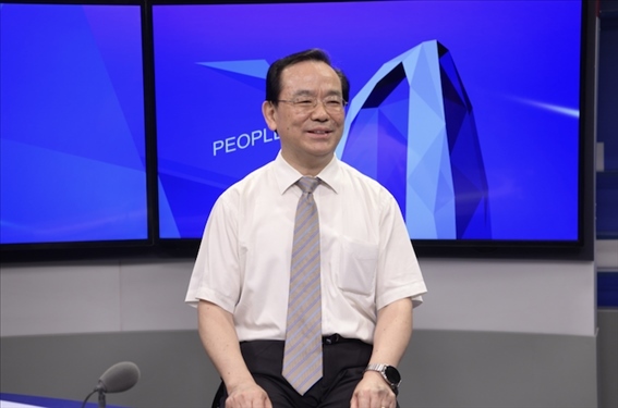 中國(guó)人民大學(xué)法學(xué)院教授、博士生導(dǎo)師楊建順。人民網(wǎng)記者 王曉嘯攝