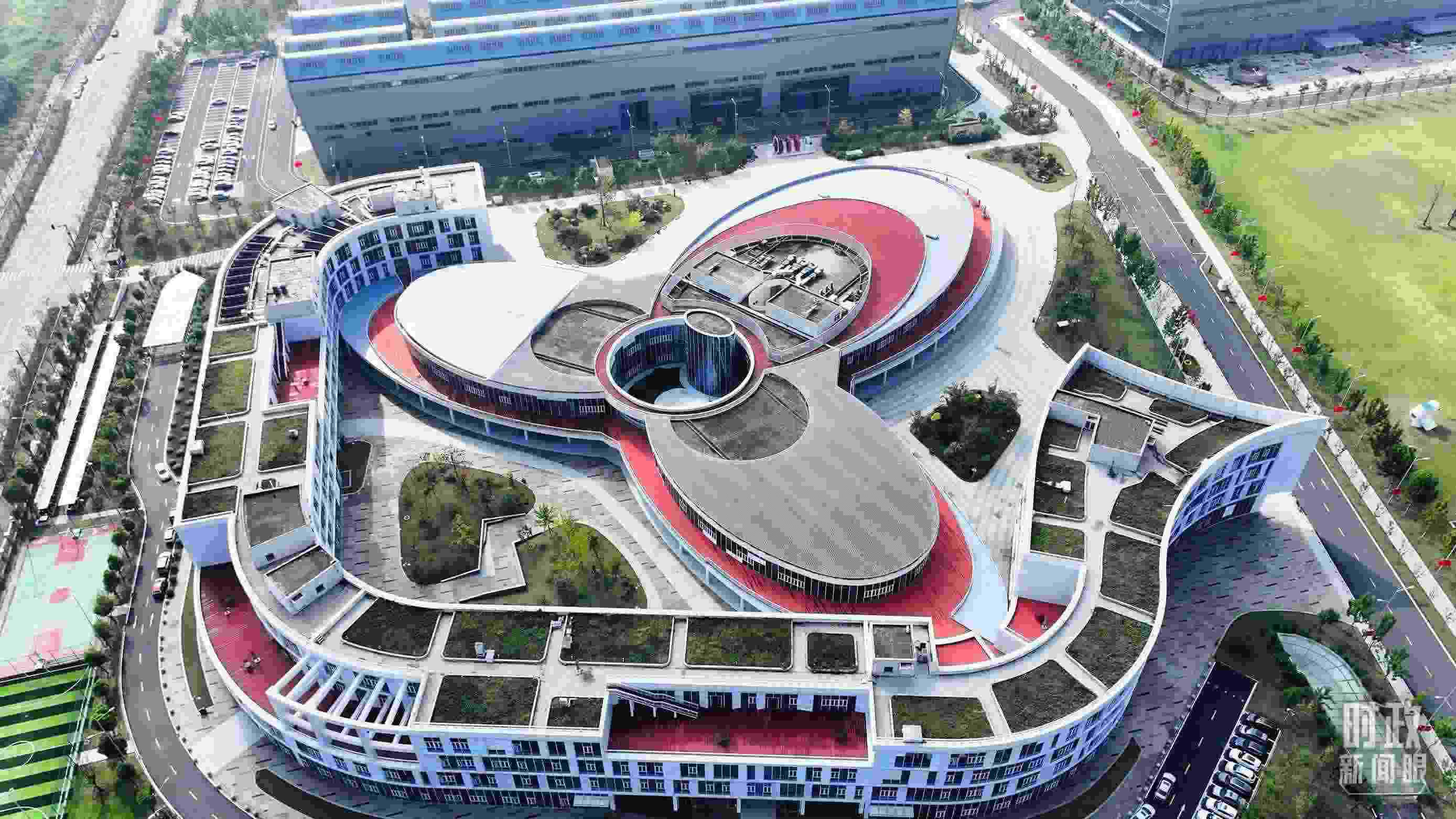 △位于合肥未來大科學(xué)城的聚變堆主機(jī)關(guān)鍵系統(tǒng)綜合研究設(shè)施園區(qū)。（總臺(tái)記者陳志猛拍攝）