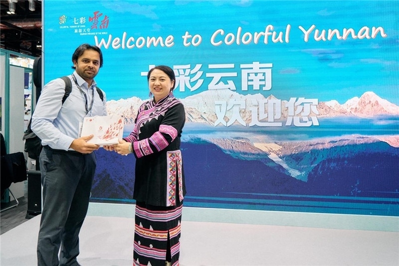 “中國館”云南旅游推介會(huì)現(xiàn)場(chǎng)問答贈(zèng)禮環(huán)節(jié) 楊浩鵬攝