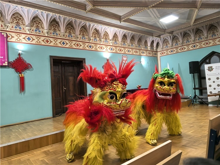 托倫雅蓋隆學(xué)院禮堂巡演現(xiàn)場。主辦方供圖。