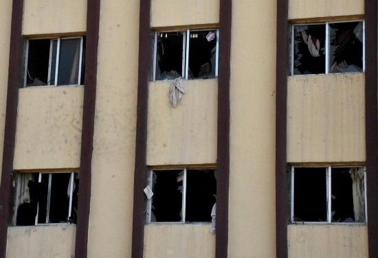 這是11月29日在敘利亞阿勒頗拍攝的一處遭襲建筑。新華社發(fā)