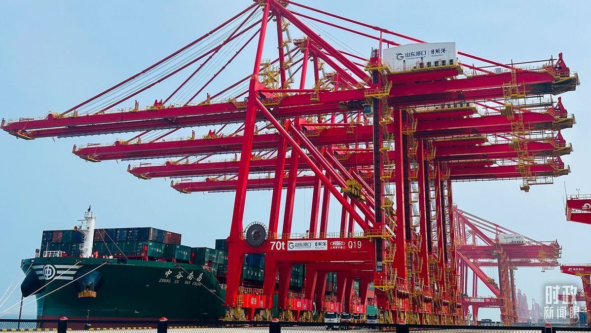 △山東日照港。（總臺央視記者范一鳴拍攝）