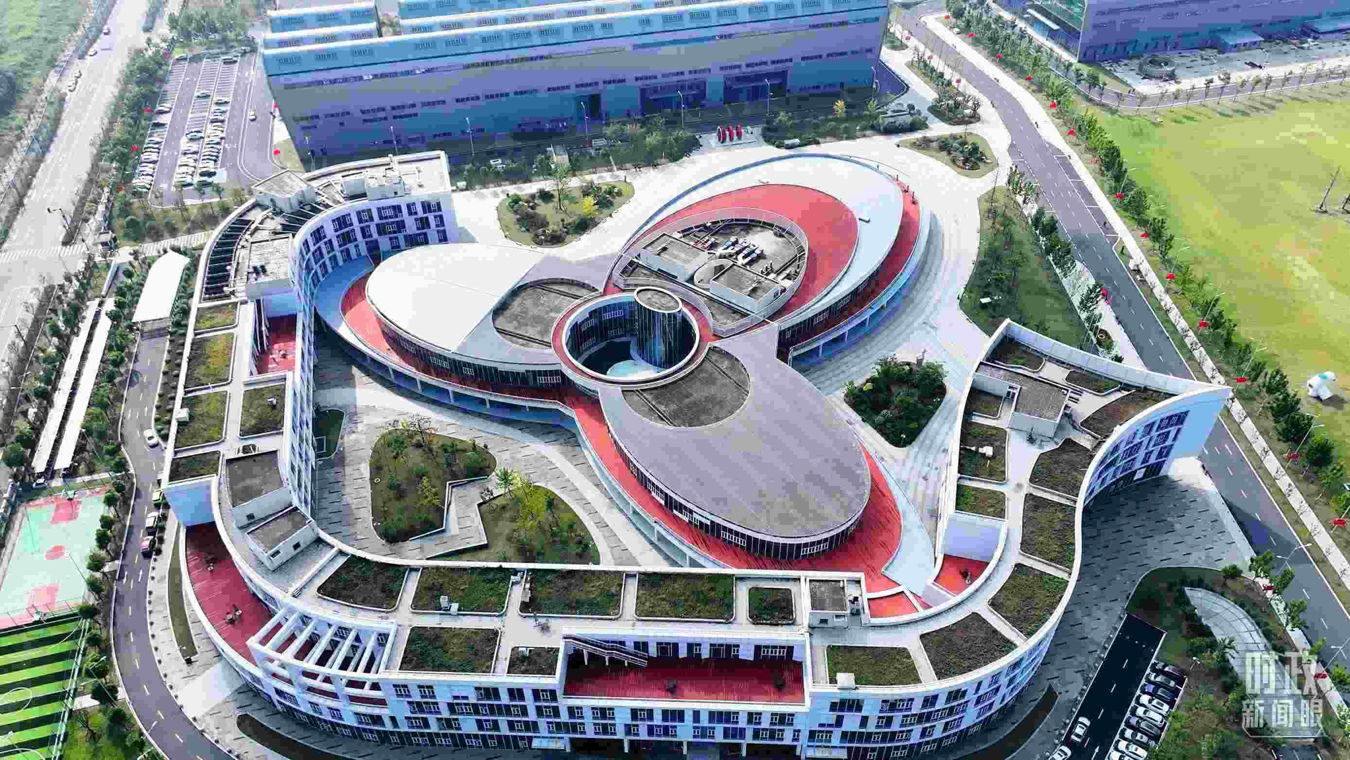 △位于合肥未來大科學(xué)城的聚變堆主機(jī)關(guān)鍵系統(tǒng)綜合研究設(shè)施園區(qū)。（總臺記者陳志猛拍攝）