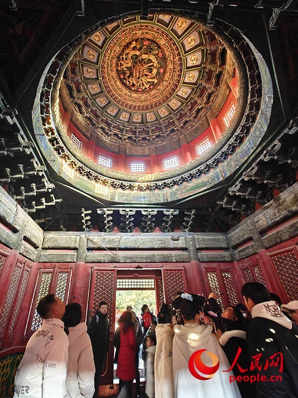 2025年1月，游客正在故宮博物院參觀。人民網(wǎng)記者 韋衍行攝